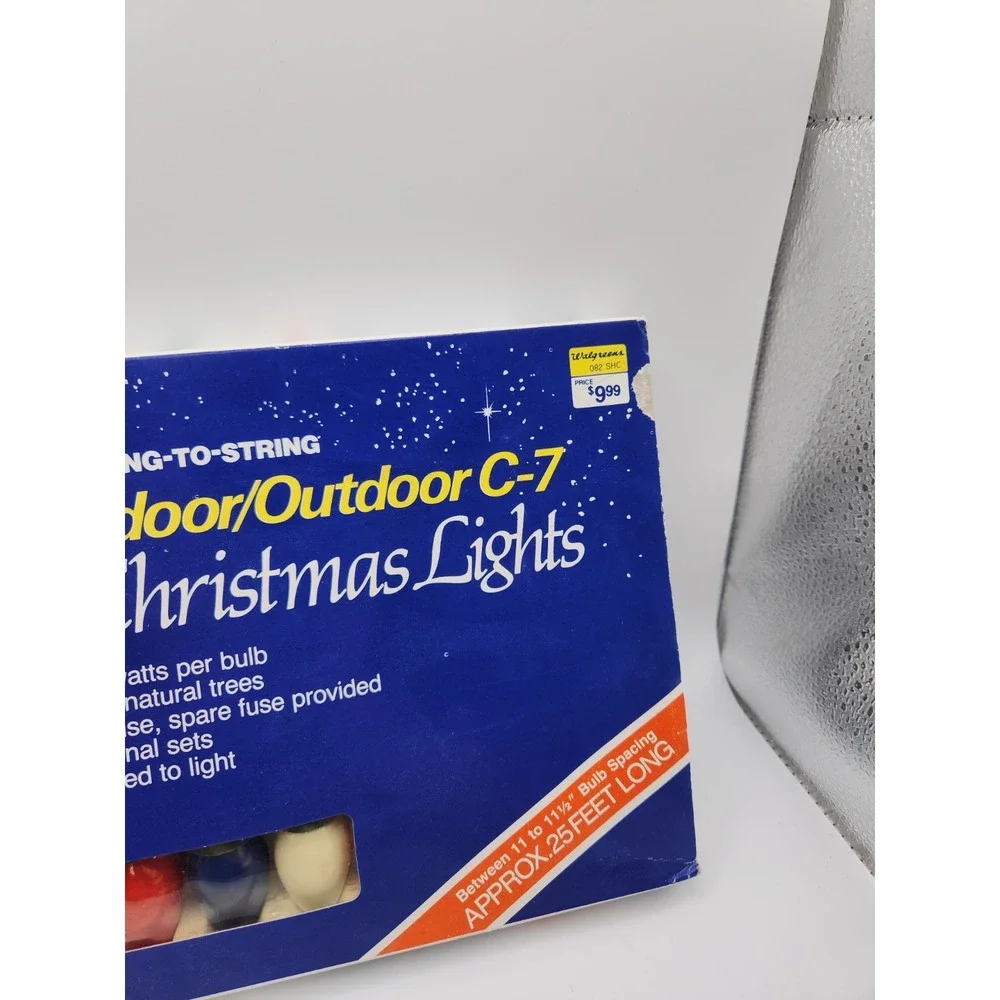 VTG JOYBRITE 25 OUTDOOR C-7 Christmas Lights 25 Ft  Multicolor 7 Amp 125 Volt